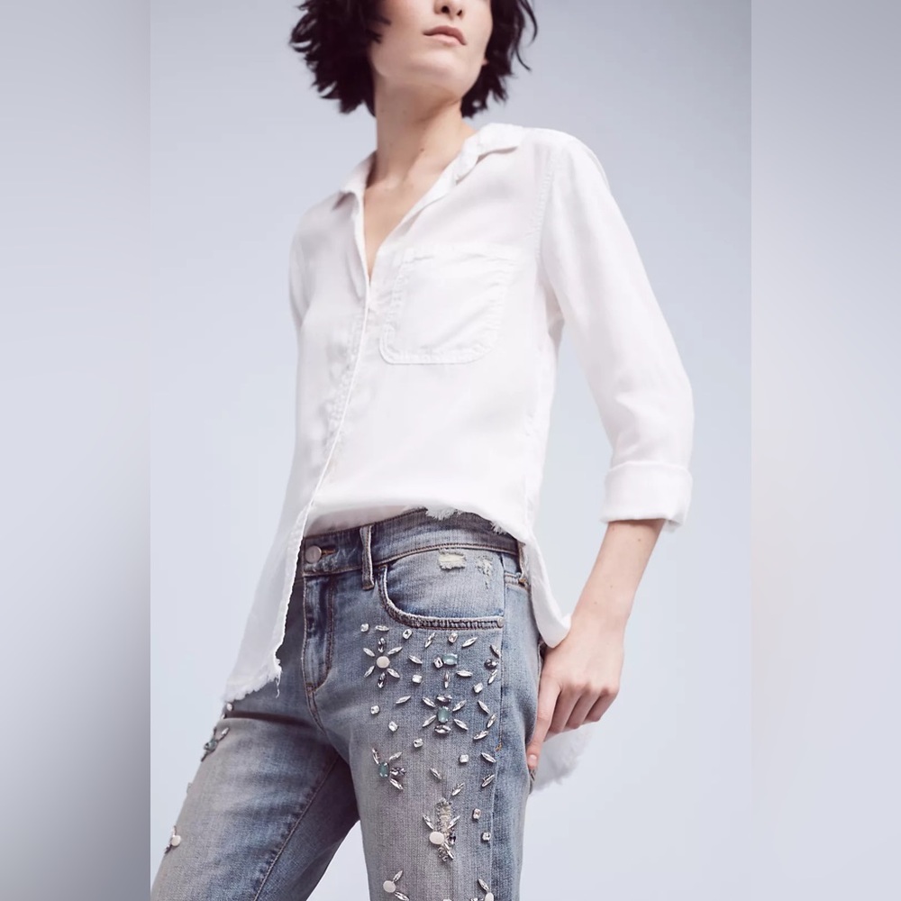 Pilcro Hyphen Bejeweled Mid-Rise Jeans - Size 28 - Excellent Condition